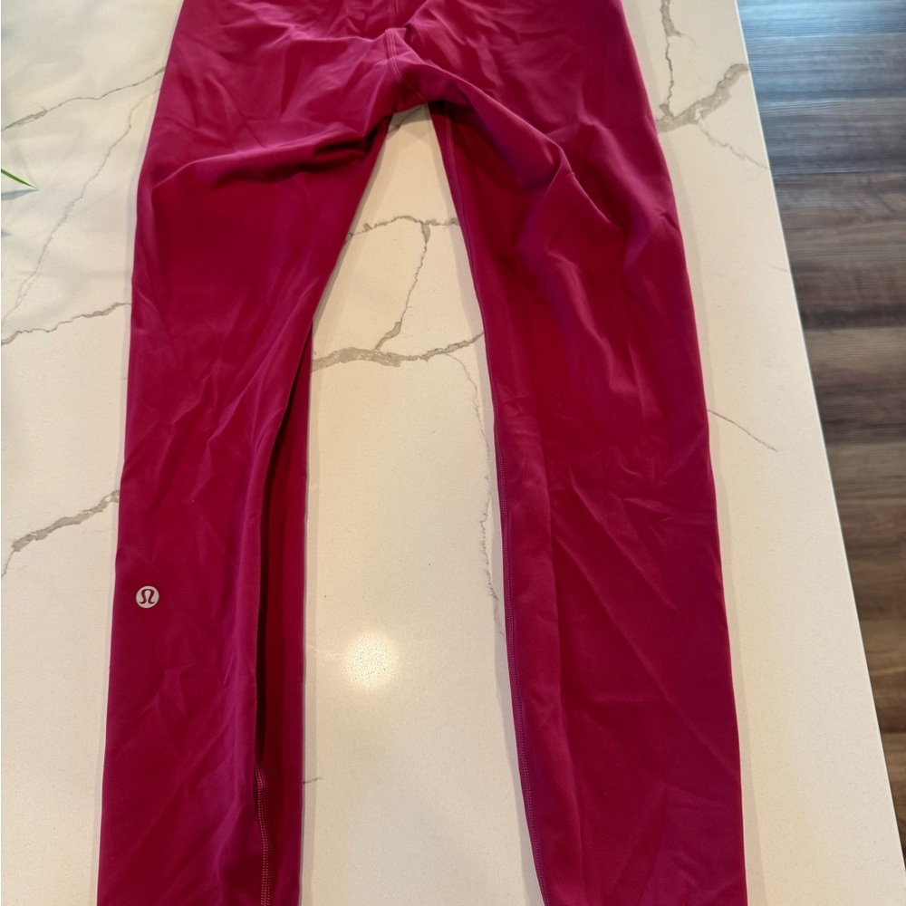 lululemon Wunder Train 25” Fuchsia Leggings